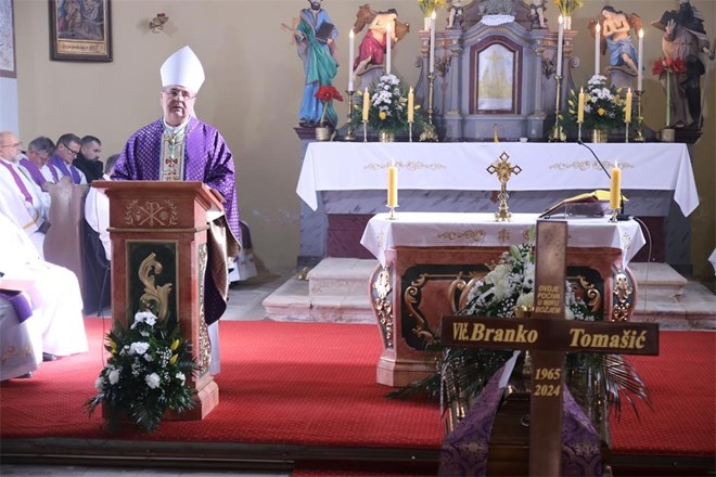 Ispraćaj vlč. Branka Tomašića, svećenika zagrebačke nadbiskupije rodom iz Đelekovca